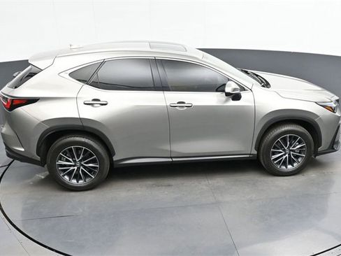 Used 2025 Lexus NX 250 FWD w/ Premium Package image 20
