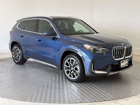 Used 2025 BMW X1 xDrive28i w/ Technology Package image 7