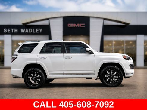 Used 2017 Toyota 4Runner Limited AWD/4WD image 77