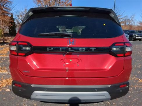New 2025 Honda Pilot EX-L image 5