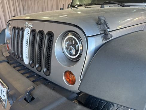 Used 2013 Jeep Wrangler Unlimited Sport w/ Connectivity Group image 8