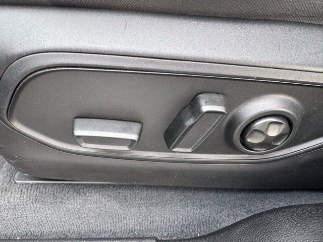 Used 2023 Jeep Grand Cherokee Altitude AWD/4WD image 18