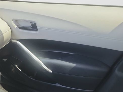 Certified 2025 Toyota Corolla Cross L FWD image 13
