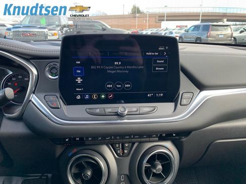 Certified 2024 Chevrolet Blazer LT w/ Convenience Package image 22