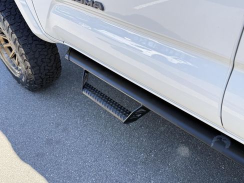 Used 2021 Toyota Tacoma SR5 image 31