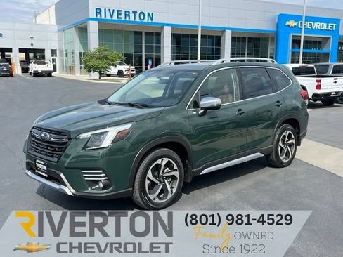 Used 2024 Subaru Forester Touring w/ POP Package 3 AWD/4WD image 1