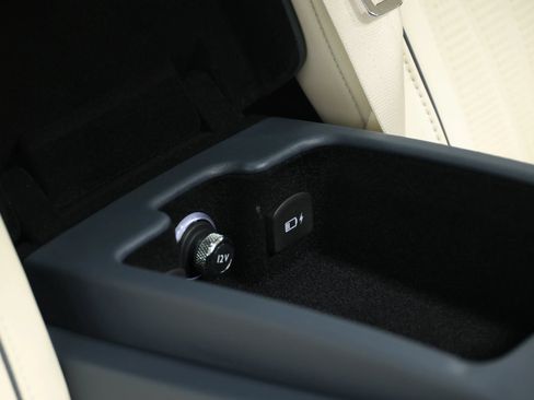 Used 2020 Bentley Flying Spur W12 w/ First Edition Specification AWD/4WD image 91
