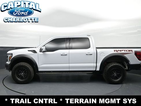 Used 2025 Ford F150 Raptor AWD/4WD image 4