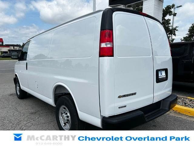 New 2026 Chevrolet Express 2500 RWD image 3