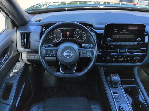 Used 2024 Nissan Pathfinder Rock Creek AWD/4WD image 16
