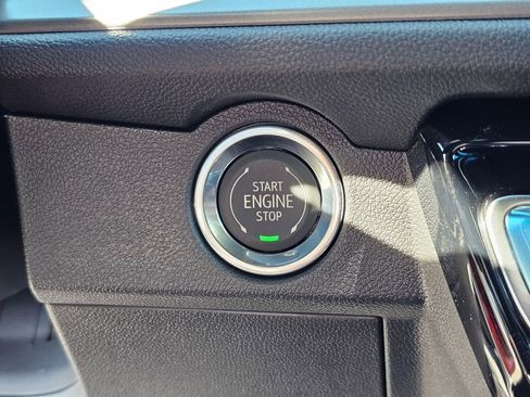 New 2026 Chevrolet Traverse LT image 32