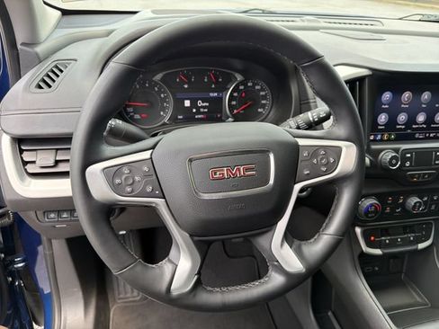 Used 2023 GMC Terrain SLT w/ Infotainment Package II FWD image 26