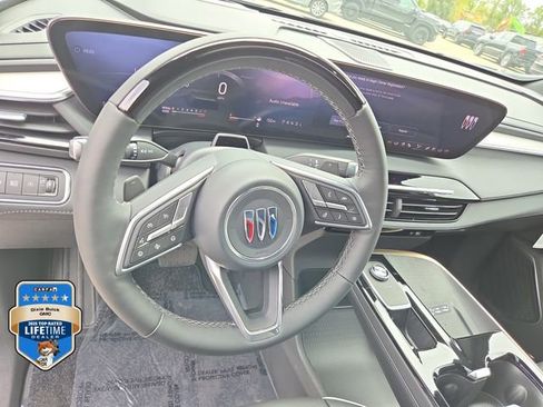 New 2026 Buick Enclave Avenir w/ Super Cruise Package FWD image 19