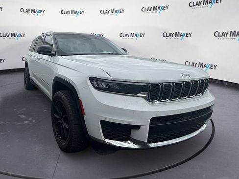 Used 2025 Jeep Grand Cherokee L Laredo w/ Luxury Tech Group I image 7