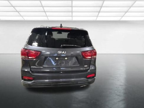 Used 2019 Kia Sorento AWD w/ LX Convenience Package image 6
