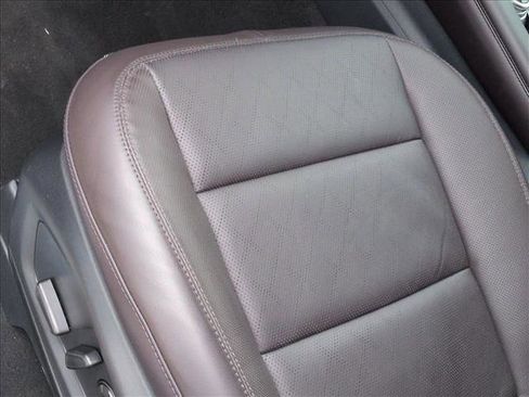 New 2026 Ford Explorer Platinum image 4