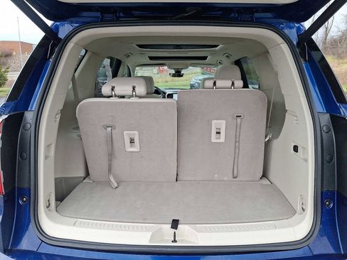 Used 2023 GMC Acadia Denali w/ Denali Technology Package image 28