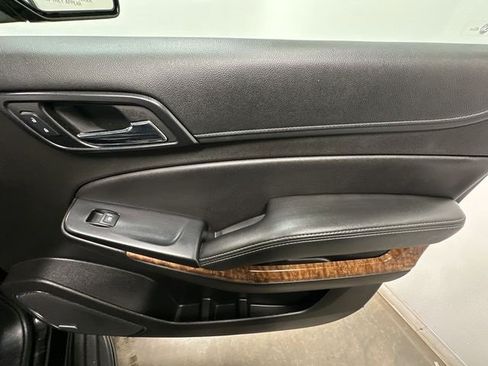 Used 2018 Chevrolet Tahoe Premier image 25