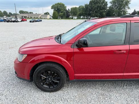 Used 2019 Dodge Journey SE w/ Premium Group FWD image 23