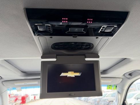 Used 2018 Chevrolet Tahoe Premier image 15