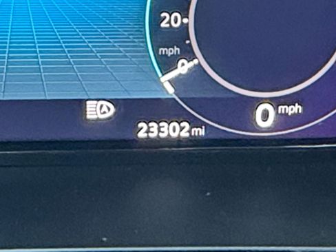 Used 2025 Volkswagen Atlas Cross Sport SE image 41