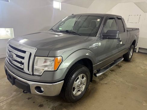 Used 2011 Ford F150 XLT AWD/4WD image 2