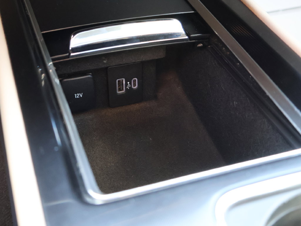 Used 2021 Lincoln Corsair Reserve AWD/4WD image 42
