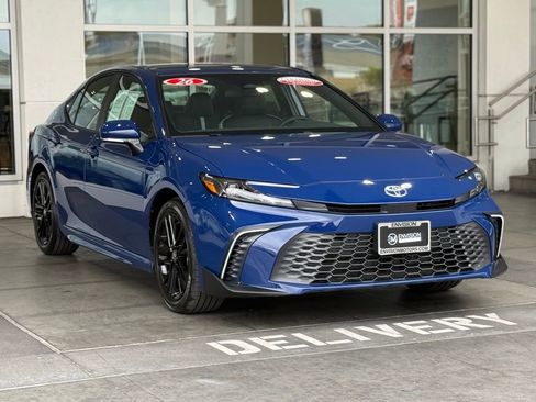 Certified 2026 Toyota Camry SE FWD image 8