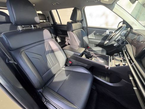 Used 2025 Hyundai Santa Fe SEL image 39