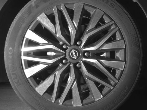 Used 2025 Nissan Altima 2.5 SV image 13