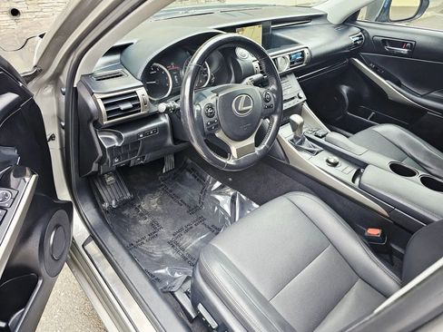 Used 2015 Lexus IS 250 AWD w/ Navigation System Package image 5