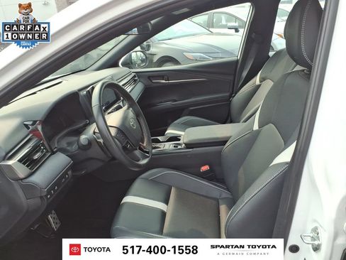 Used 2026 Toyota Camry SE FWD image 13