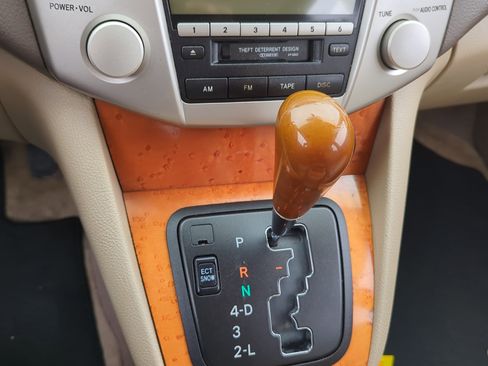 Used 2005 Lexus RX 330 image 14