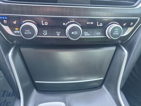 Used 2019 Honda Accord Touring image 20