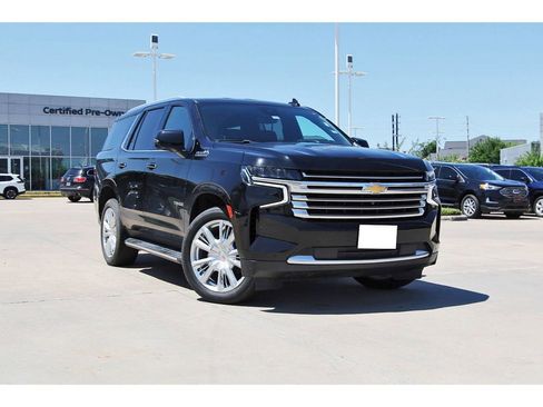 Used 2023 Chevrolet Tahoe High Country RWD image 1