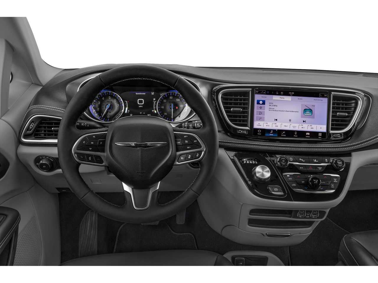 Used 2024 Chrysler Pacifica Touring-L FWD image 4