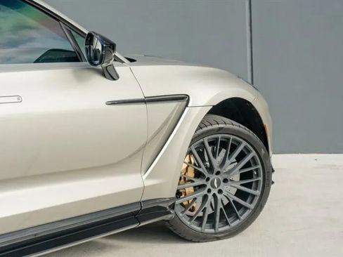 Used 2023 Aston Martin DBX 707 image 45