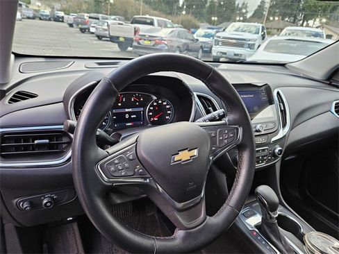 Used 2023 Chevrolet Equinox LT image 8
