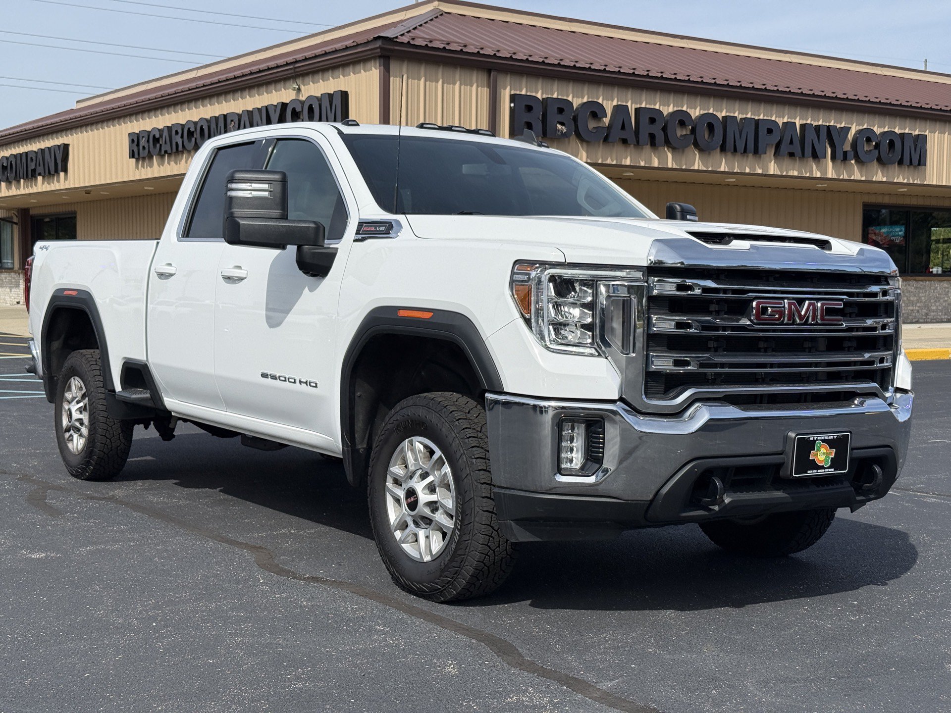 Used 2022 GMC Sierra 2500 SLE w/ SLE Convenience Package AWD/4WD image 2