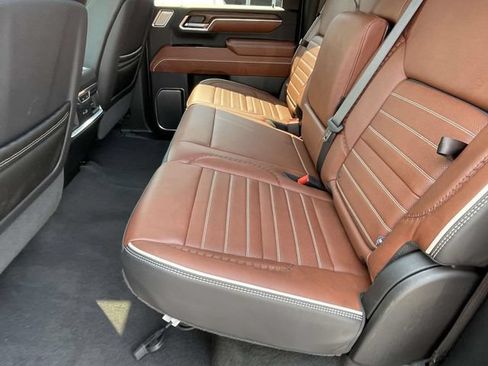 Certified 2026 GMC Sierra 2500 Denali Ultimate AWD/4WD image 12