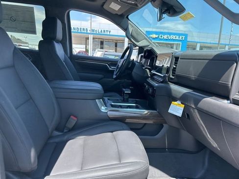 New 2026 Chevrolet Silverado 1500 LT Trail Boss w/ LT Trail Boss Premium Package AWD/4WD image 32