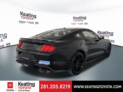 Used 2020 Ford Mustang GT Premium w/ Black Accent Package RWD image 5