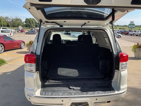 Used 2013 Toyota 4Runner SR5 RWD image 11