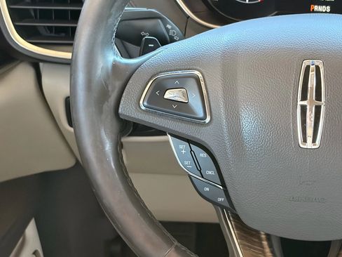 Used 2016 Lincoln MKX Select w/ Select Plus Package image 33