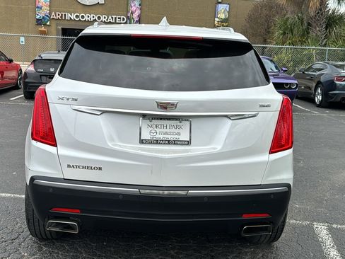 Used 2017 Cadillac XT5 Luxury w/ Driver Awareness Package image 7
