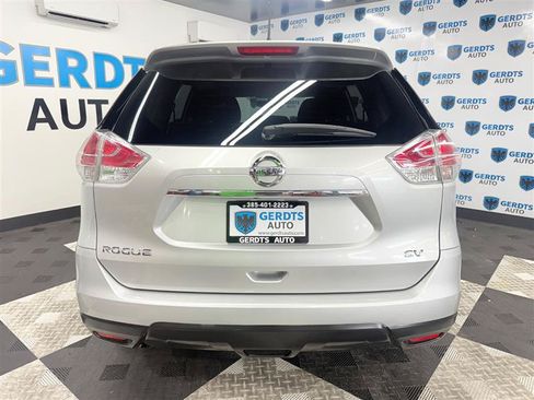 Used 2016 Nissan Rogue SV w/ SV Premium Package FWD image 6