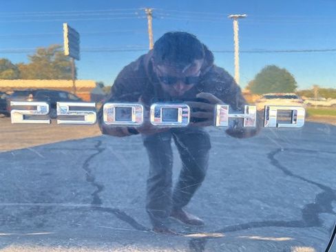 Used 2022 Chevrolet Silverado 2500 High Country image 19