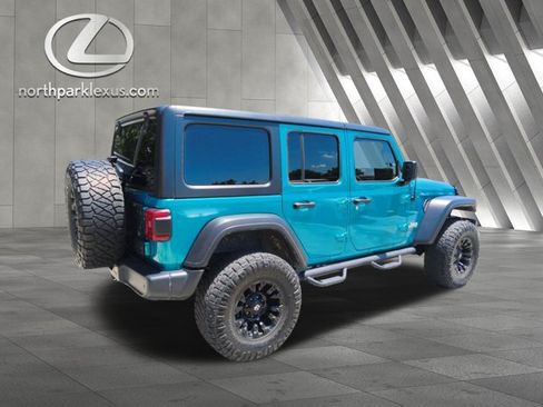 Used 2019 Jeep Wrangler Unlimited Sport S AWD/4WD image 6