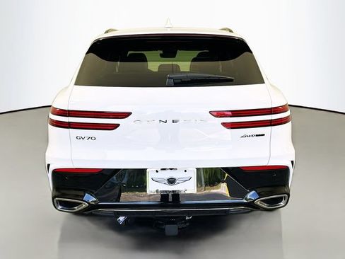 New 2026 Genesis GV70 3.5T Sport Prestige w/ G1 Accessory Package AWD/4WD image 6