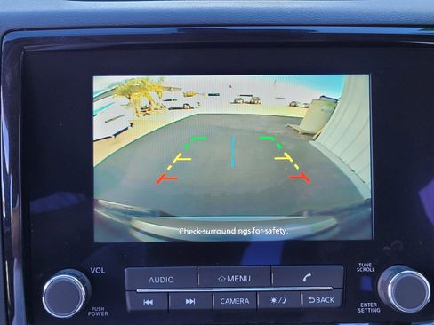 Certified 2022 Nissan Frontier SV image 12